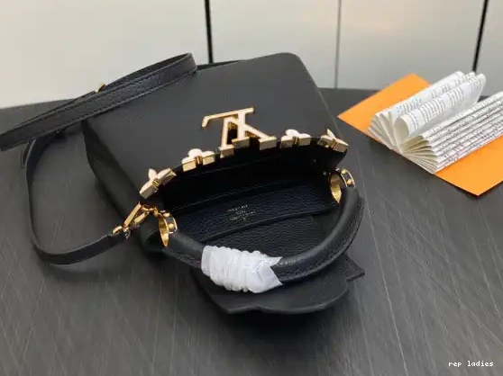 Cheap VUITTON LOUIS CAPUCINES BB 0522